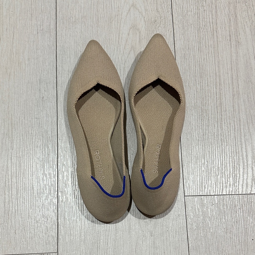 Rothy's Beige Pointed Flats with Blue Accent